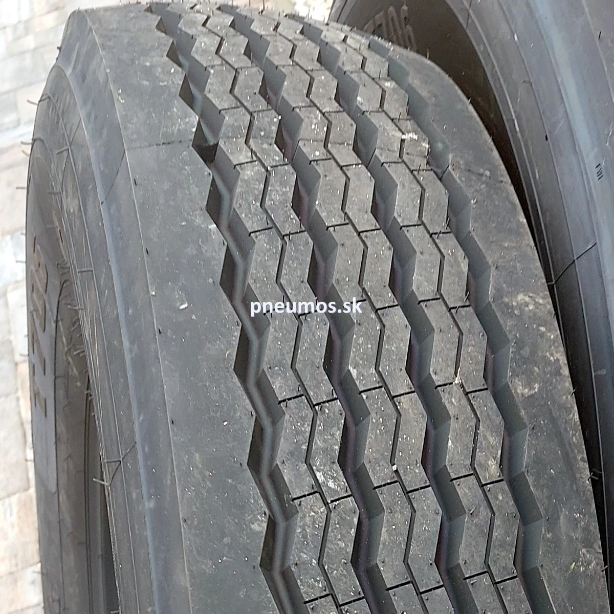 285/70R19,5 T706 150/148J 18PR TL APLUS