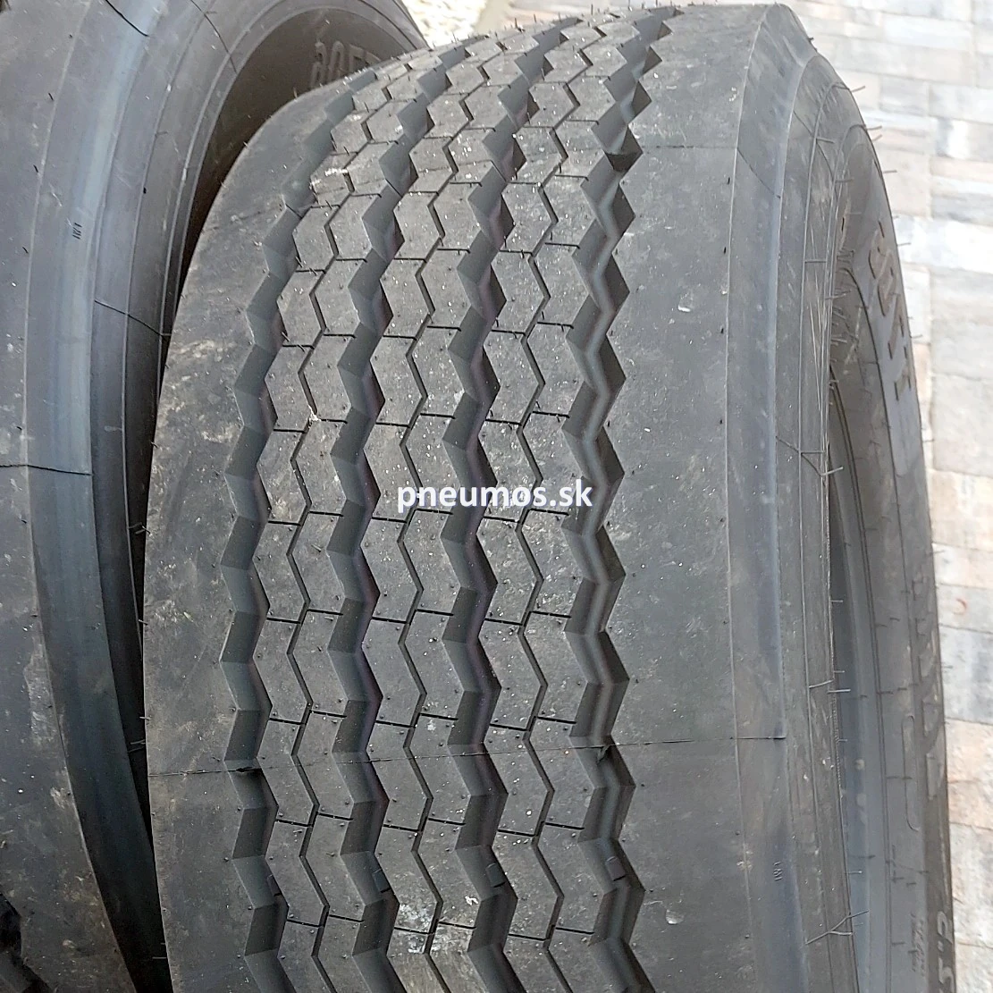 385/55 R22,5 T706 APLUS